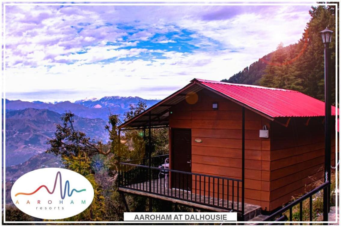 Aamod Resorts Dalhousie ! Luxury Cottage Resort Bagian luar foto